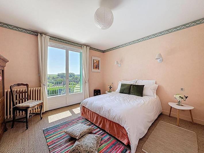 Location de vacances pour 5 personnes, avec jardin et vue à Tanlay