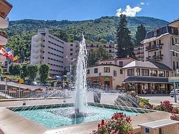Gîte pour 4 personnes, avec terrasse dans Office De Tourisme De Brides Les Bains