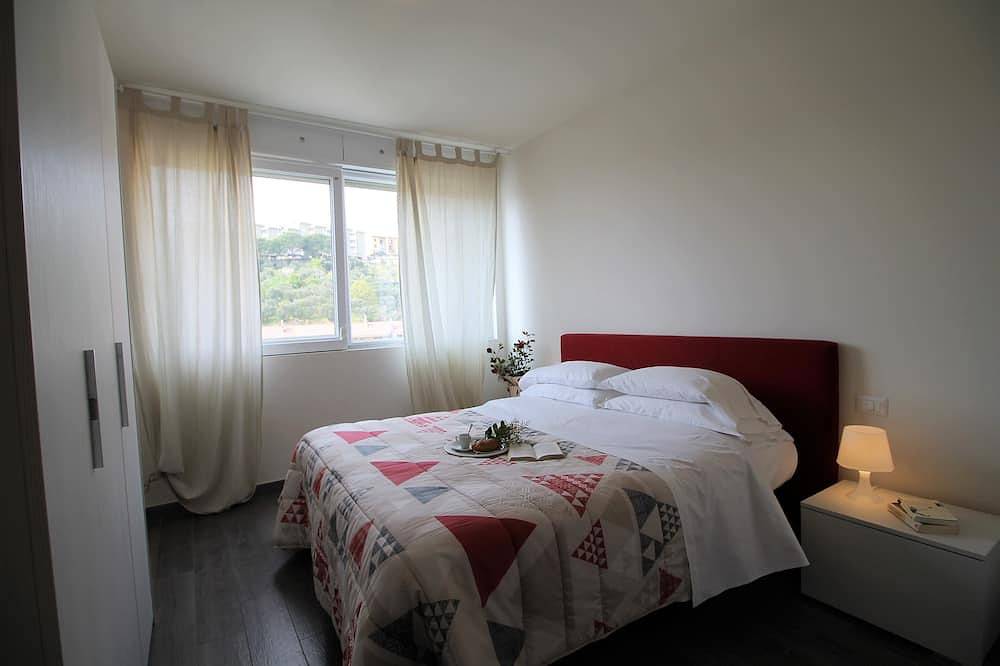Entire apartment, Residence Felice -14 accommodation 300 meters from the sea, swimming pool, garage, new building in Celle Ligure, Riviera di Ponente