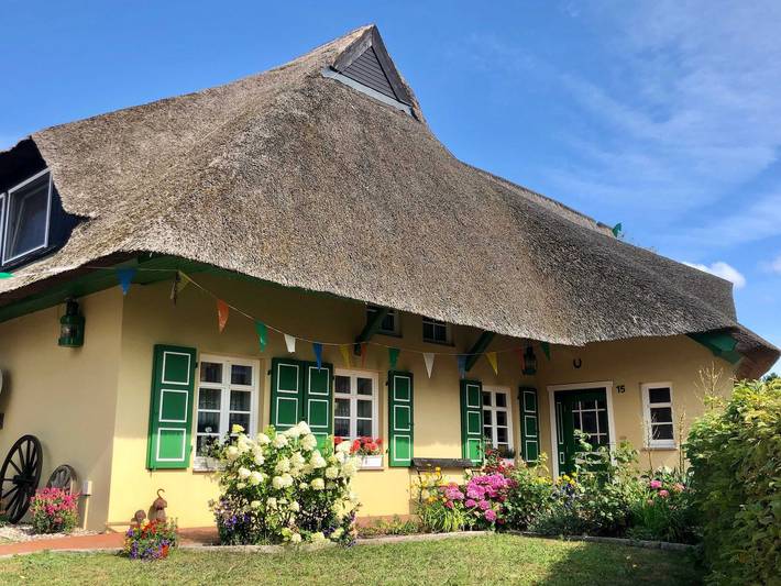 Ferienwohnung für 2 Personen, mit Terrasse und Garten am Saaler Bodden