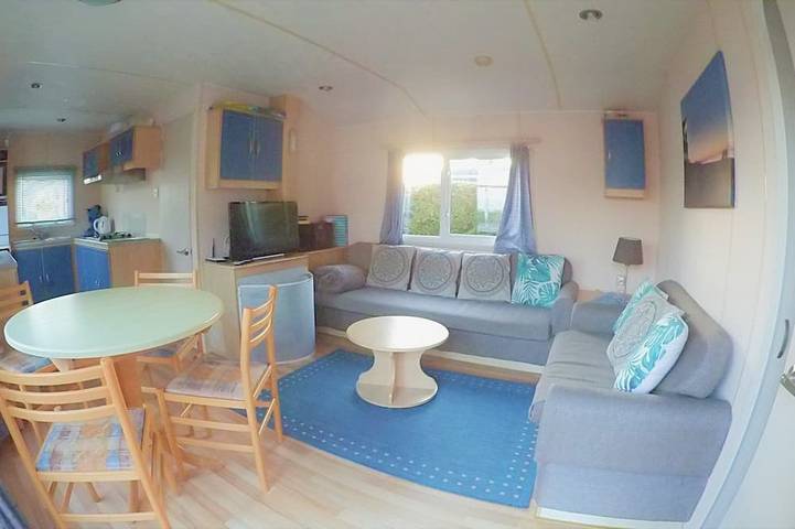 Chalet für 4 Personen, mit Terrasse und Garten in Scharendijke
