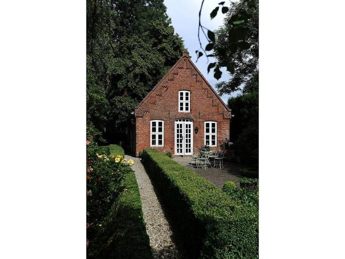 ||---------Marie Antoinette-------------------|| in Berne, Wesermarsch