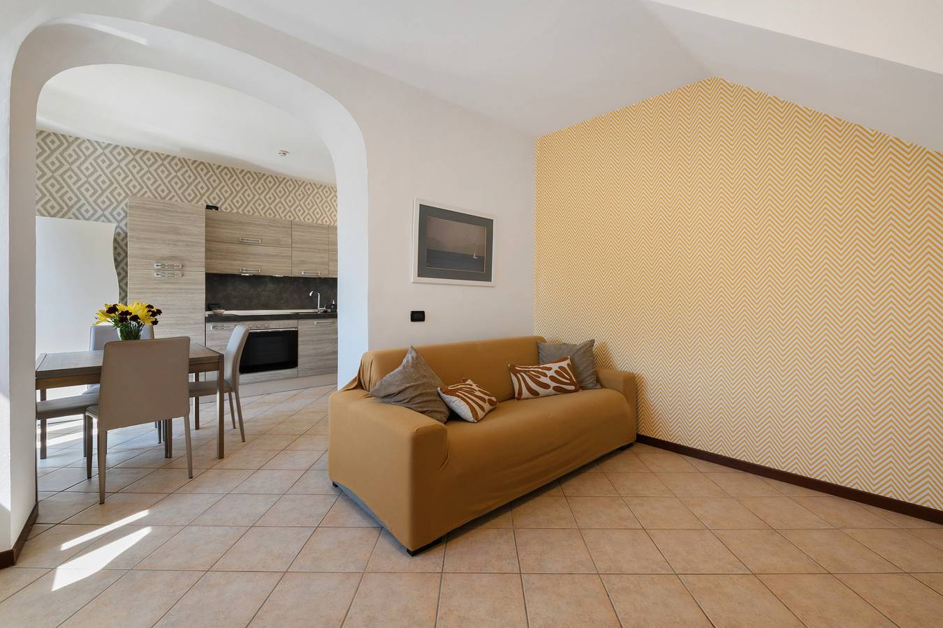 Ganze Wohnung, Apartment 'Nina' mit Wlan und Klimaanlage in Polpenazze del Garda, Gardasee-Berge