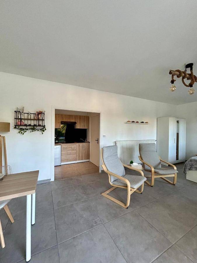 Gîte pour 2 personnes, avec jardin, animaux acceptés à Livron-sur-Drôme