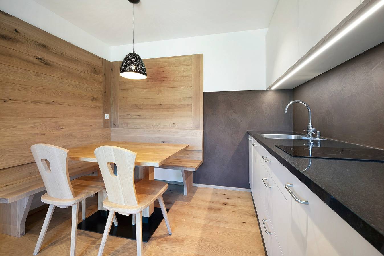 Entire apartment, Vacation Apartment "Teutenhofer Kastanie" on the Farm with Mountain View in Feldthurns, Dolomiti Superski