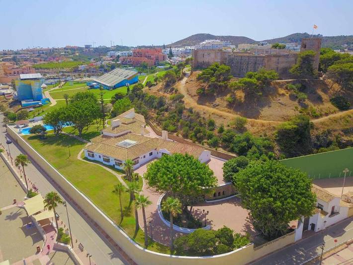 Casa rural para 22 personas, con piscina además de jacuzzi y jardín en Fuengirola - 4