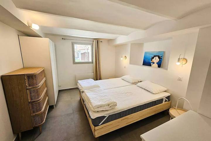 Location de vacances pour 7 personnes, avec terrasse dans Office De Tourisme De Saint Mandrier - 3