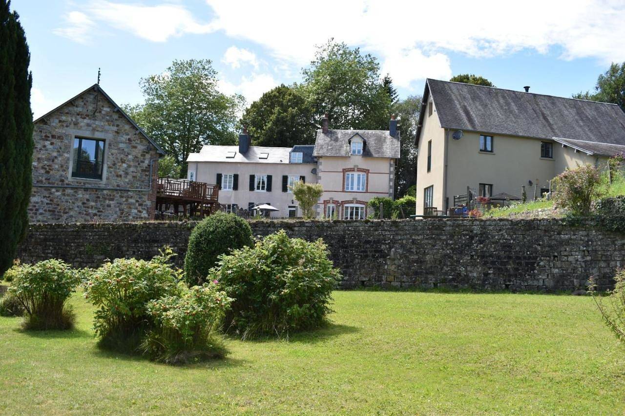 Le Moulin De La Porte in Le Neufbourg, Région d'Avranches