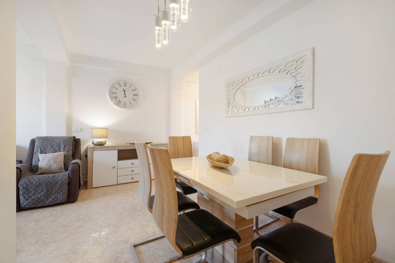 Apartamento inteiro, Apartamento 'Cisne do Mar' com Terraço Privado, Wi-Fi e Ar Condicionado in Punta Umbría, Costa de la luz