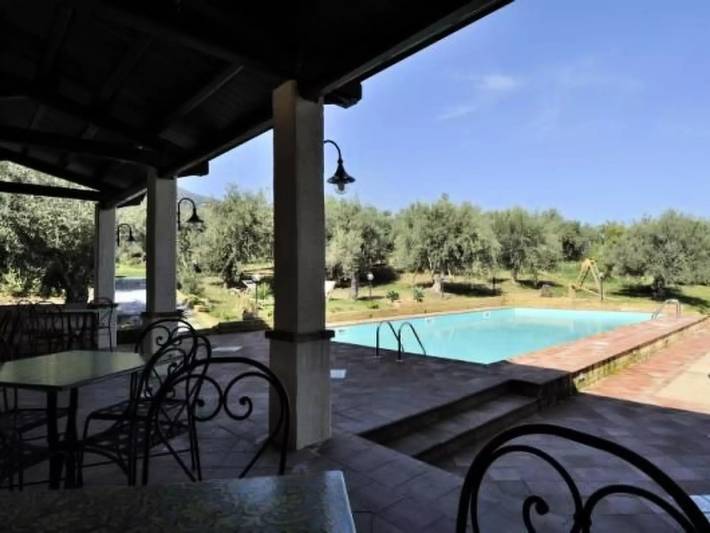 Apartamento de vacaciones para 6 personas, con jardín y piscina - 1
