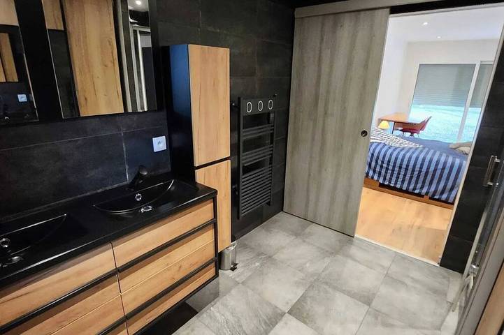 Location de vacances pour 10 personnes, avec jardin, animaux acceptés à Arenthon - 4