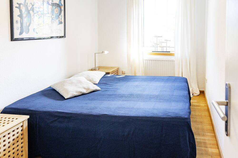 Freistehendes 5-Sterne Landhaus unter Reet * 200qm Wohnfläche * in Pantow, Zirkow