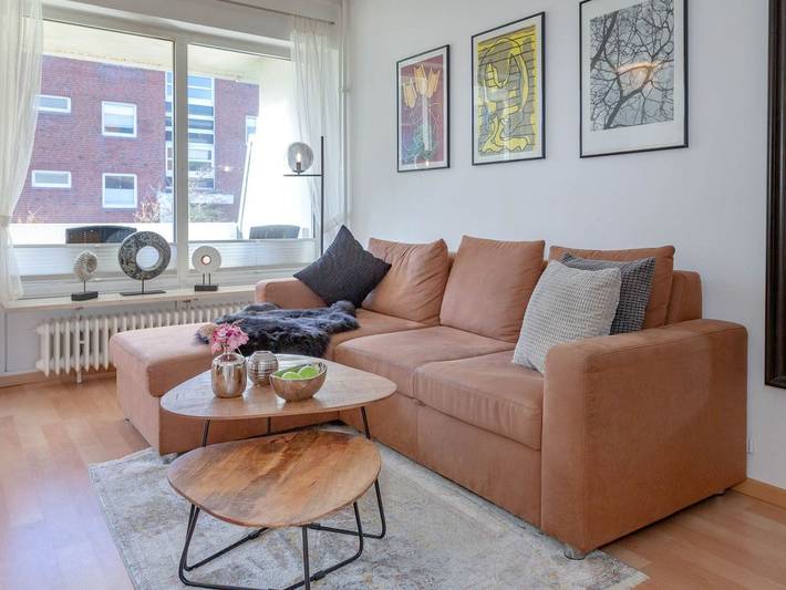 Ganze Ferienwohnung, -2 - 2-Zimmerwhg. in ruhiger Lage für 3 Personen mit Balkon & Stellplatz in Westerland, Sylt (Gemeinde)
