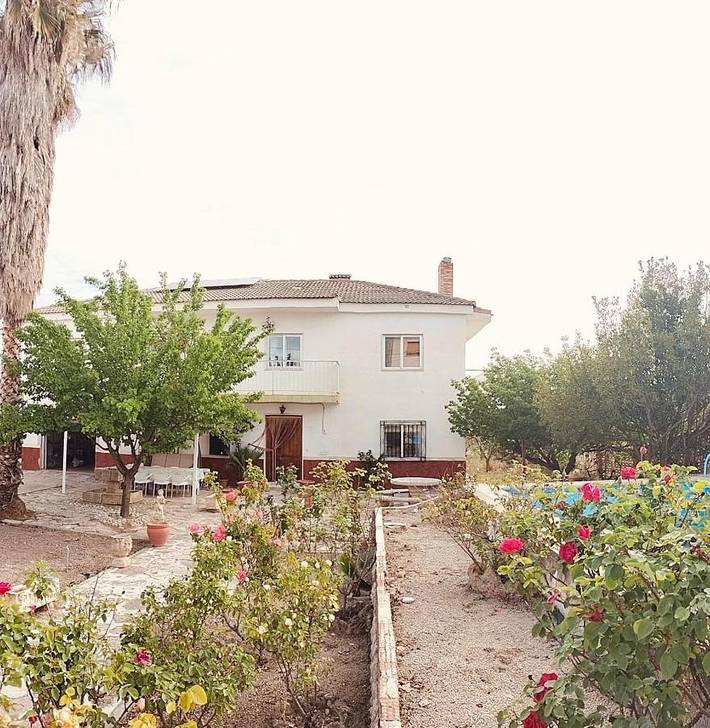 Casa rural para 2 personas, con Balcón y Terraza además de Jardín y Vistas en Letur
