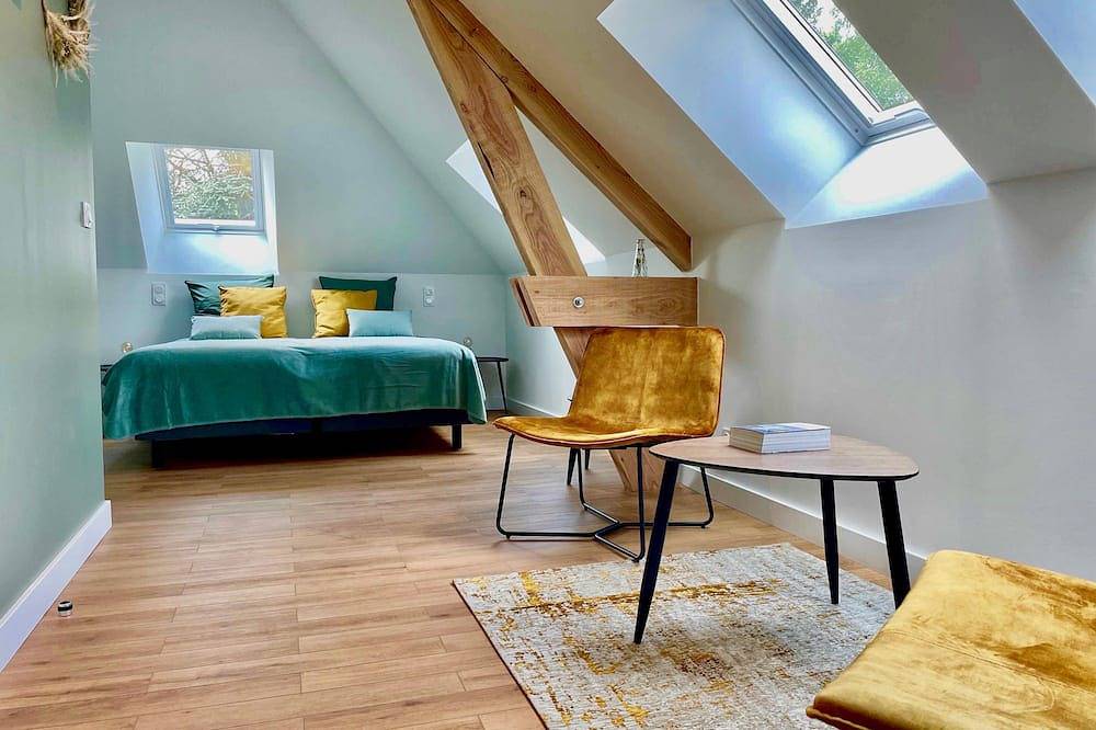 Magnificent View House Paradisiac Mitten In Den Weinen Von Bourgogne in Rully, Region Chalon-sur-Saône