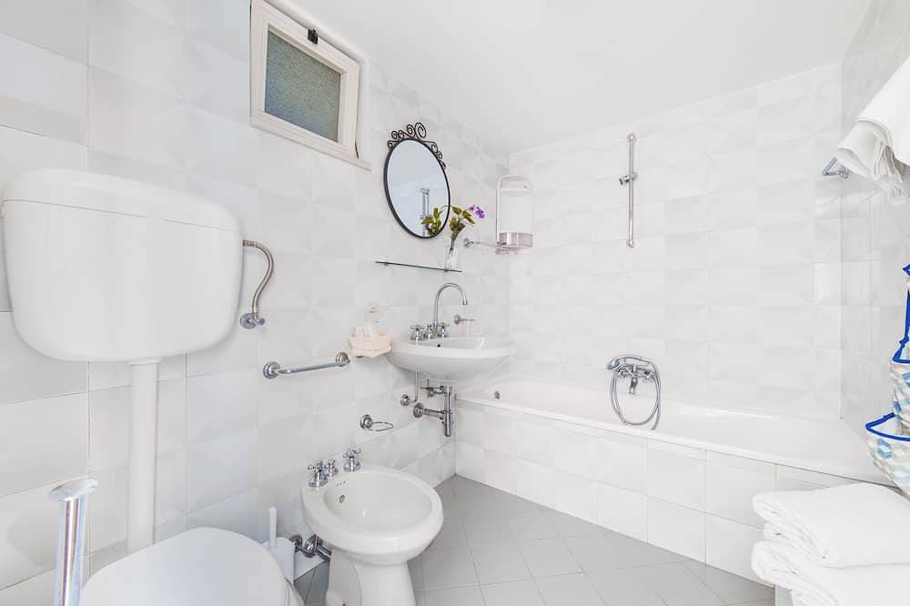 Entire apartment, Positano House B & B L'Uliveto in Positano, Sorrento Coast