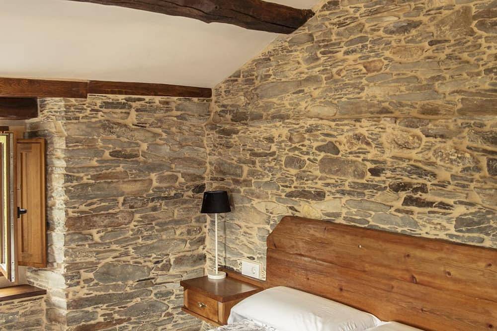 La casita de la pena - Place of the River in Ortigueira, Galician Coast