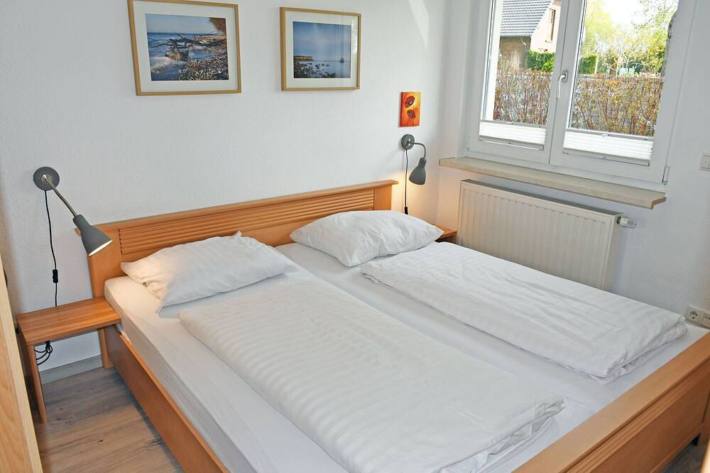 Ganze Wohnung, 2-Raumferienwohnung m. Terrasse Koje für Vier - schöne Ferienwohnungen mit in Thesenvitz, Bergen auf Rügen