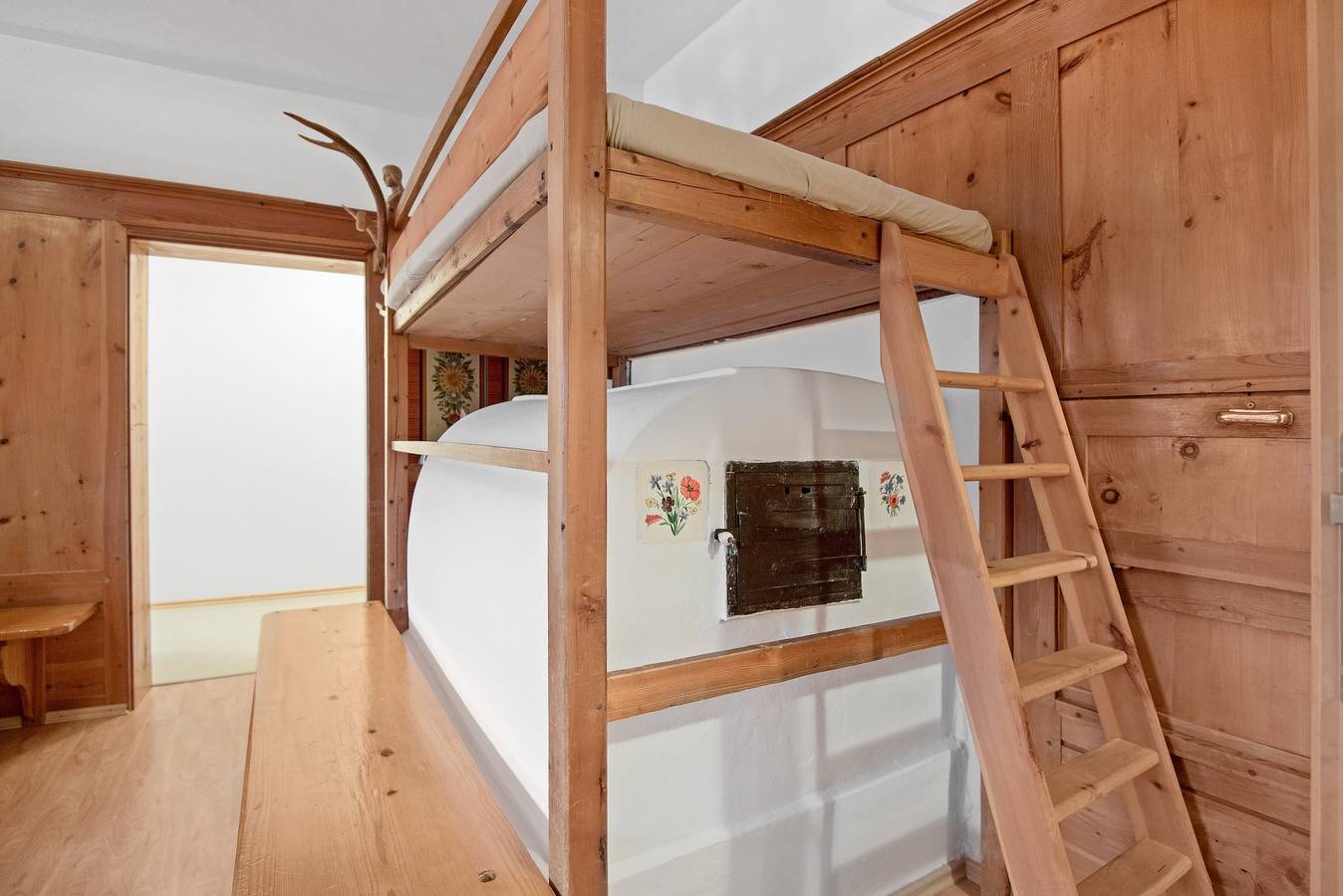 Ganze Wohnung, Ferienwohnung "Rafaser - Rustika" mit Bergblick, Wlan, Balkon & Garten in Schnauders, Feldthurns