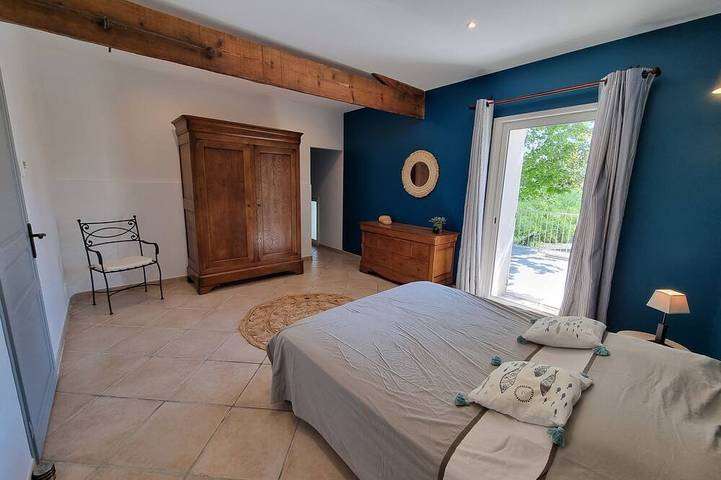 Gîte pour 8 personnes, avec jardin à Marsillargues - 2