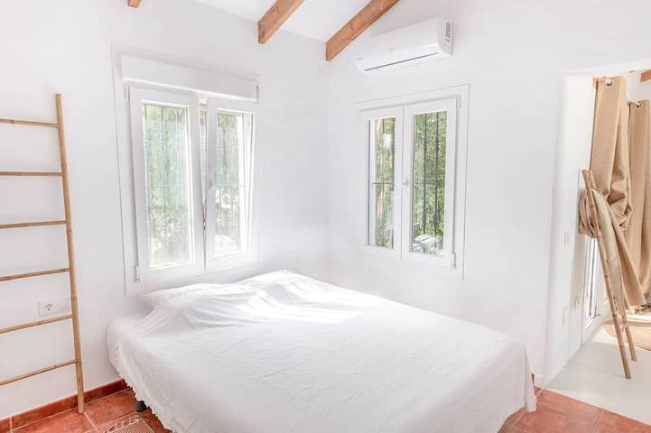 Villa an der Costa de la Luz, 3 Schlafzimmer, Tropischer Garten und Strandnähe in Playa de Zahora, Barbate
