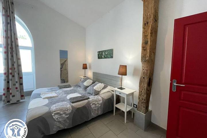 Gîte pour 4 personnes, avec jardin ainsi que piscine et jacuzzi, animaux acceptés à Soullans - 2