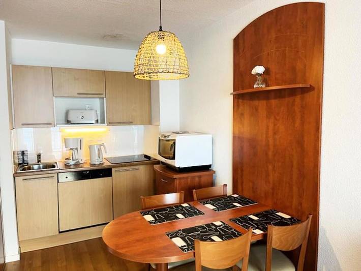 Hôtel pour 4 personnes, avec piscine et balcon, animaux acceptés