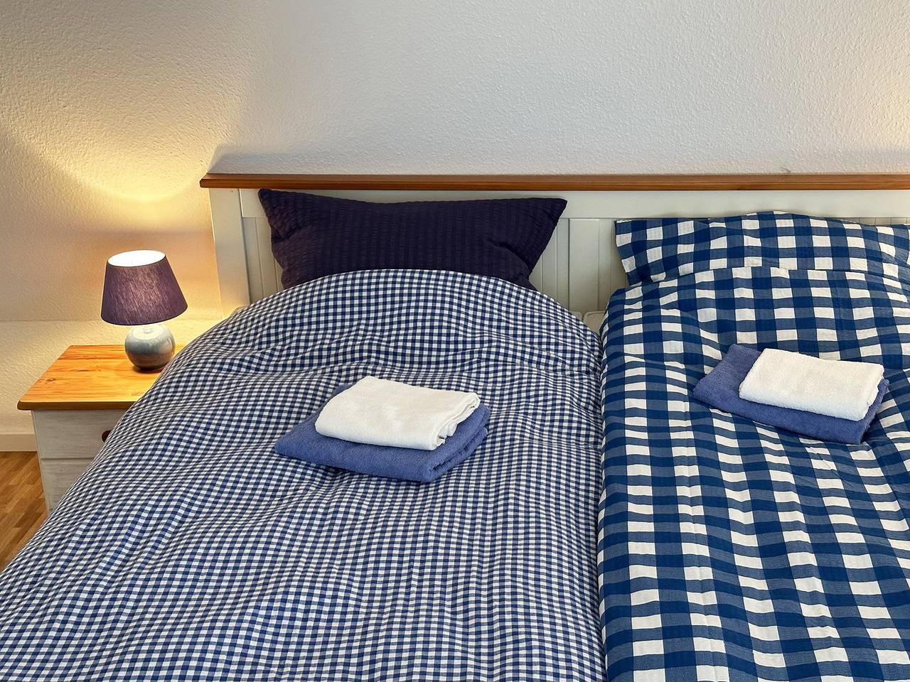 Ganze Ferienwohnung, Elme 10_ Doppelzimmer / eigenes Duschbad / Wc. in Kalkhorst, Nordwestmecklenburg (Wismar und Umgebung)