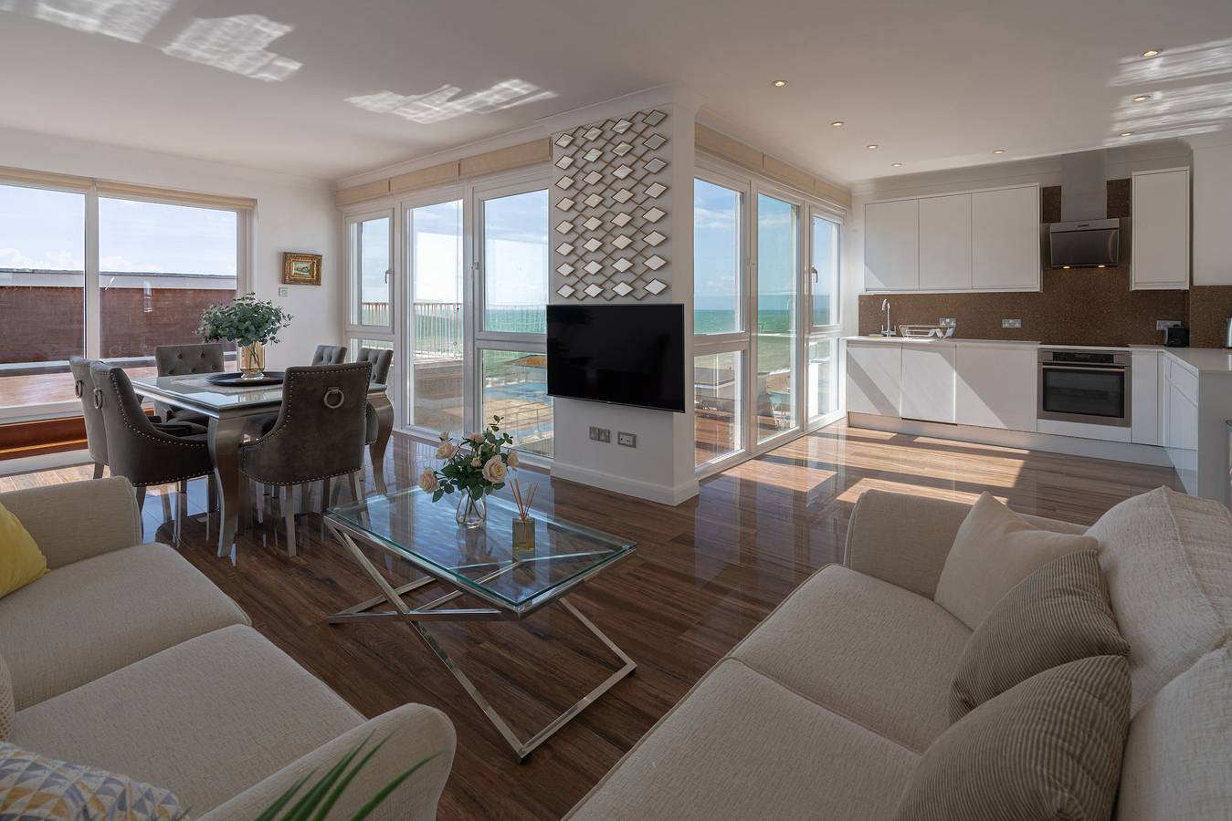 Ganze Wohnung, Ferienwohnung für 6 Personen mit Pool in Brighton, Sussex