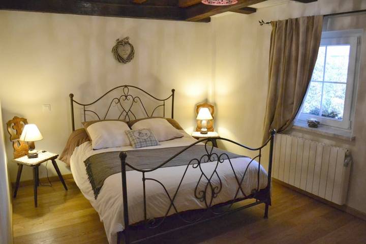 Chambre d’hôte pour 4 personnes, avec Terrasse et Jardin
