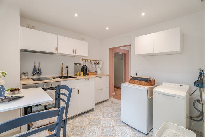 Hel lägenhet, Holiday Home 'Rosa' with Shared Garden, Balcony and Wi-Fi in Stadt Offenburg, Offenburg