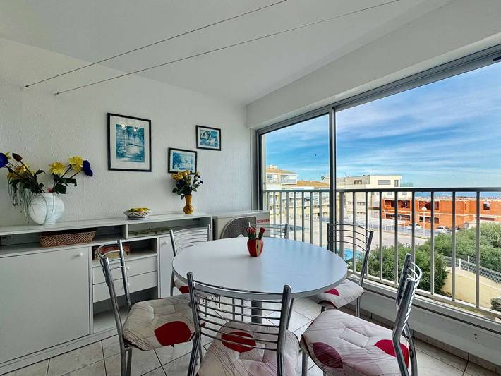 Gîte pour 5 personnes, avec piscine dans Plage du Môle - 2