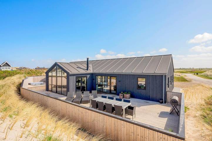 Chalet para 10 personas, con terraza además de sauna y jacuzzi - 1