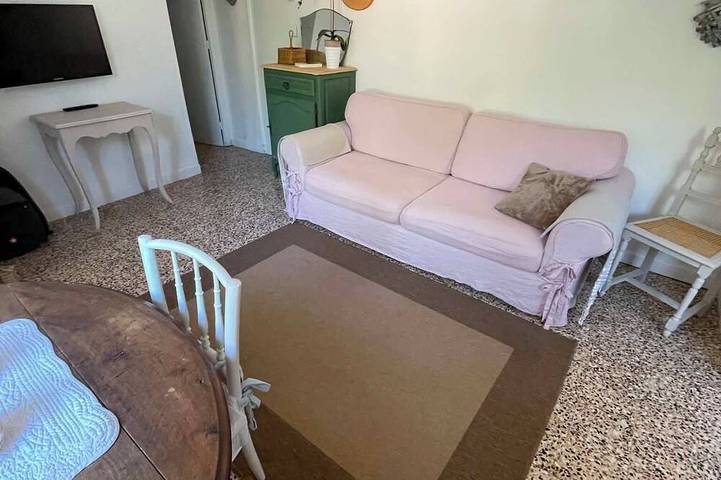 Apartamento entero, Cozy Mérindol Hideaway In the Heart of the Luberon in Mérindol, Parque natural regional del Luberon