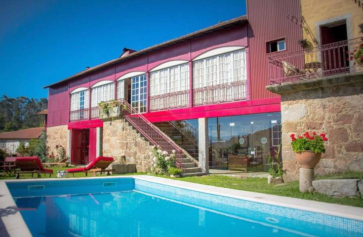 Appartement de vacances pour 5 personnes, avec piscine ainsi que jardin et terrasse