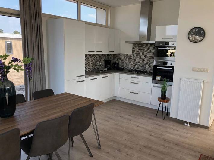 Location de vacances pour 6 personnes, avec jardin à Mol - 4