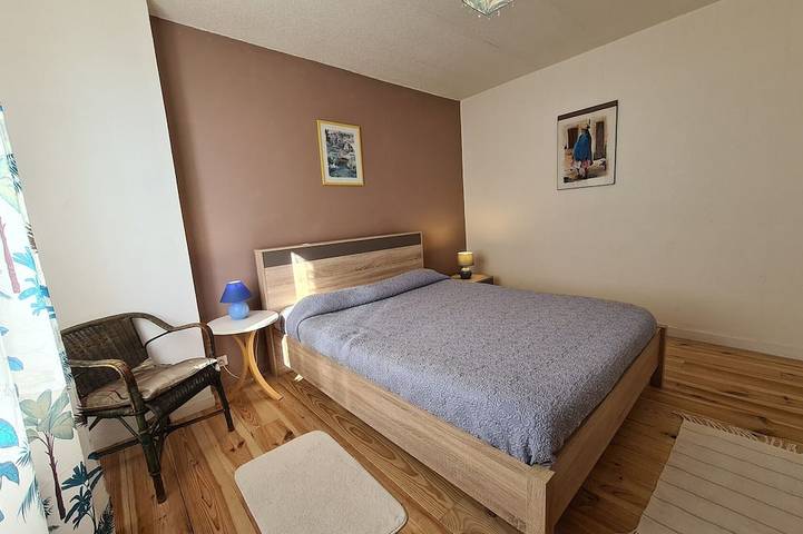 Gîte pour 6 personnes, avec jardin et piscine dans Le Menoux - 2