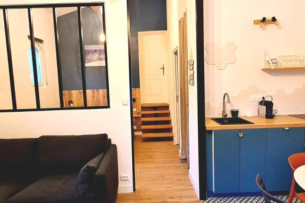 Appartement entier, Apartment with Garden View in Simiane-Collongue, Côte méditerranéenne (France)