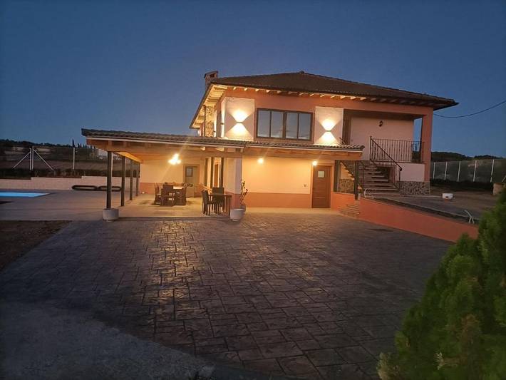 Casa rural para 22 personas, con Terraza y Jardín además de Piscina y Vistas en Comunidad de Calatayud - 3