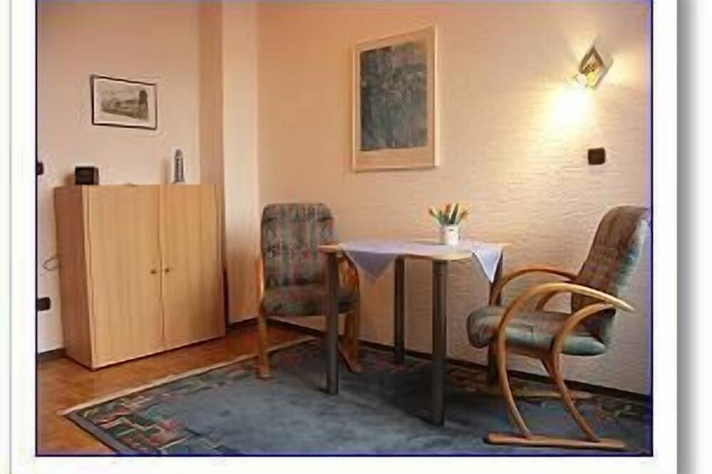 Ferienwohnungen & Zimmer in zentraler Lage - Ferienhaus Meyer