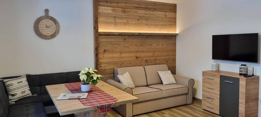 Chambre d’hôte pour 3 personnes, avec Balcon et Terrasse ainsi que Jardin et Vue à Pertisau