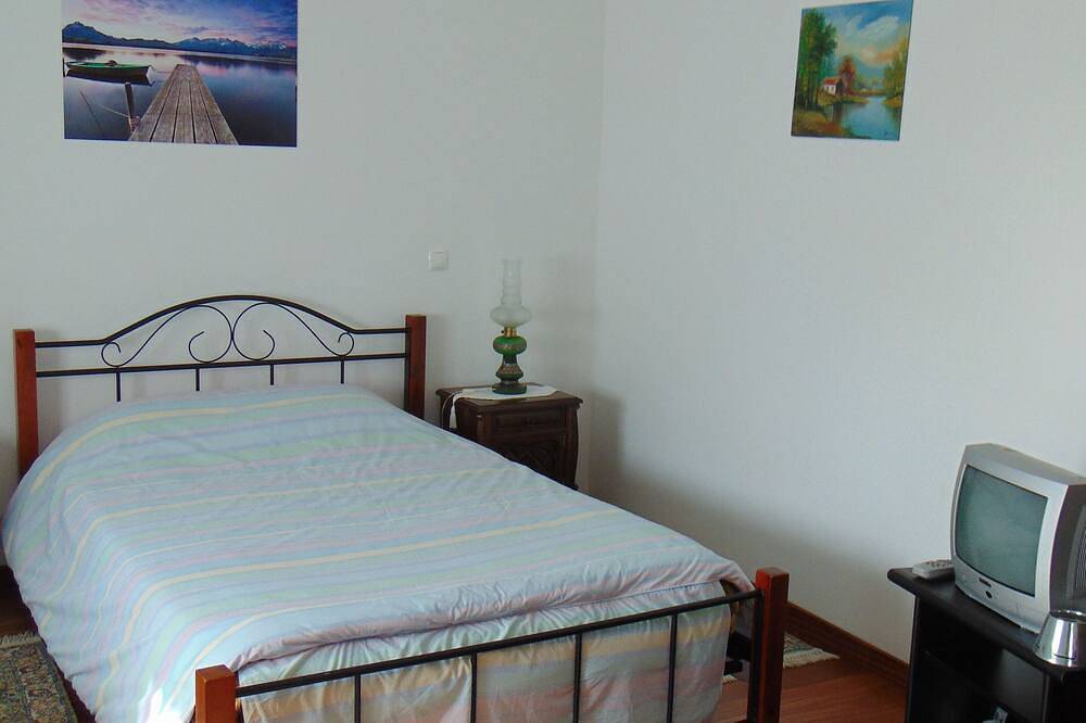 Casa Rebelo ( Al) nº registo 55793/Al - Cossourado - Barcelos in Cossourado, Distrito de Braga