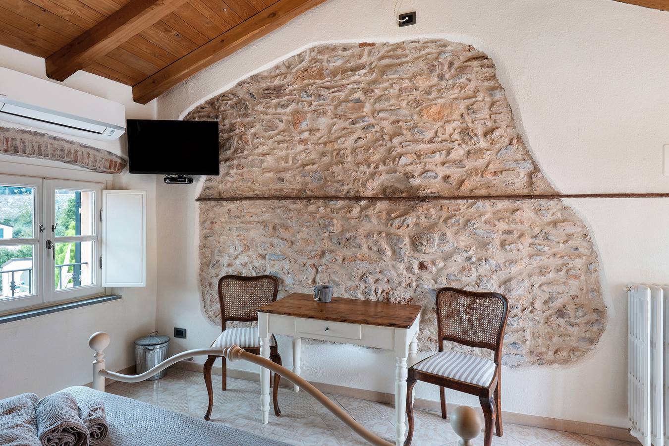 Zimmer 'Stanza Della Musica' mit Meerblick, gemeinsamer Terrasse und Wlan in Peagna (Ceriale), Ceriale