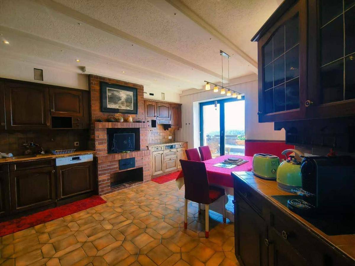 Ganze Wohnung, Le Nid d'aigle apt 405 Leysin centre avec forfait piscine sauna jacuzzi en option in Leysin, Alpes Vaudoises