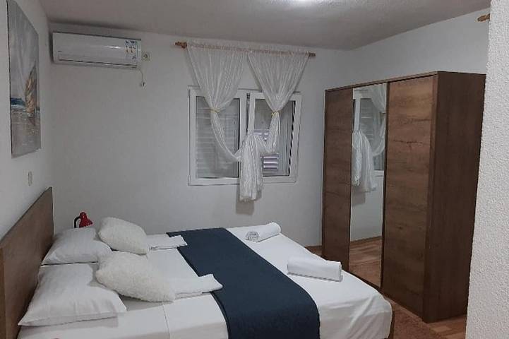 Ganze Wohnung, Apartment Pascal - One Bedroom Apartment with Terrace and Sea View in Drače, Dubrovnik-Neretva
