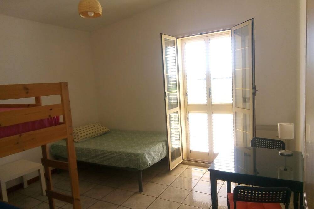 Single room for rent with private bathroom in Marina di Montenero, Adriaküste Molise