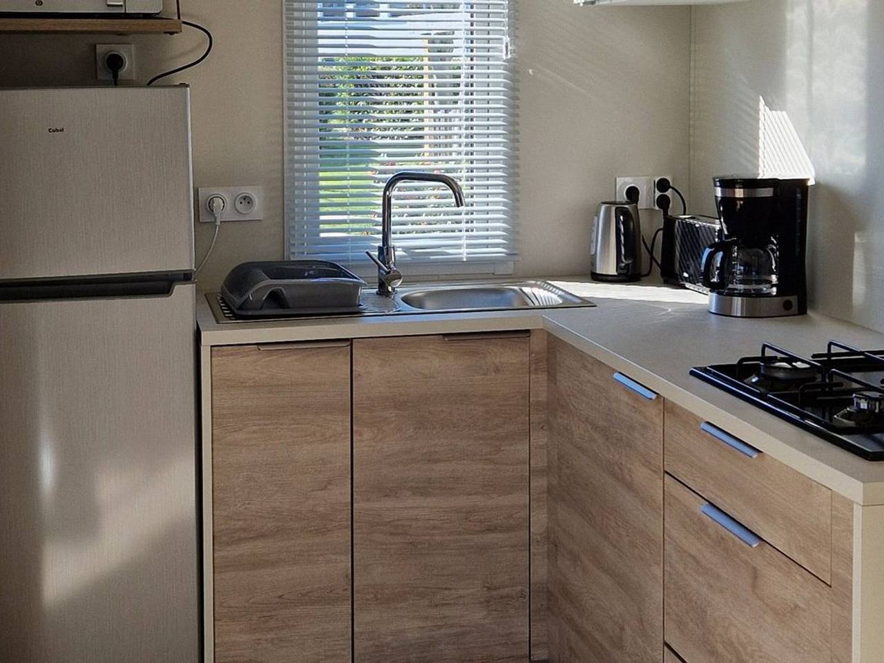 Comfortable mobile home with terrace in Pordic in Pordic, Côte de Goëlo