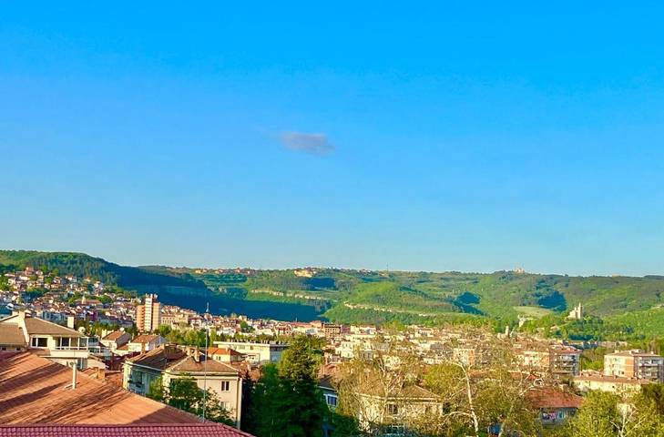 Gîte pour 4 personnes, avec terrasse et vue dans Veliko Tarnovo - 2