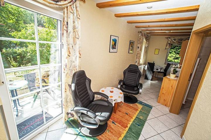 Ferienwohnung für 2 Personen, mit Balkon und Garten in Gleiszellen-Gleishorbach