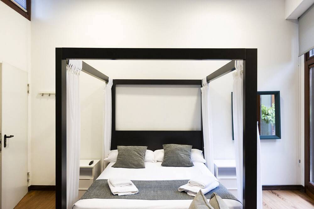 Apartamento entero, Loft 2 by Basquelidays in Fuenterrabía, Costa Vasca